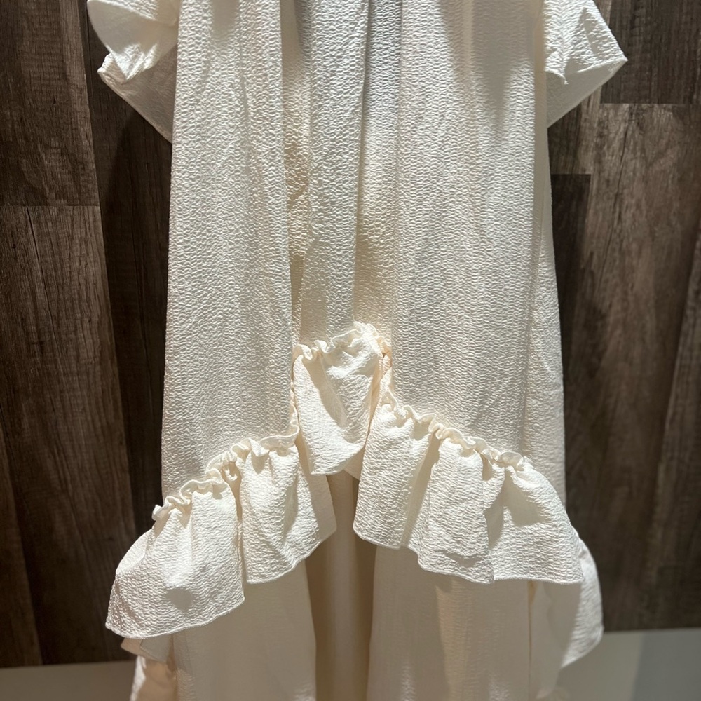Beach Cream Dress with Ruffle Details large Womens Holiday Dress - Picture 2 of 5